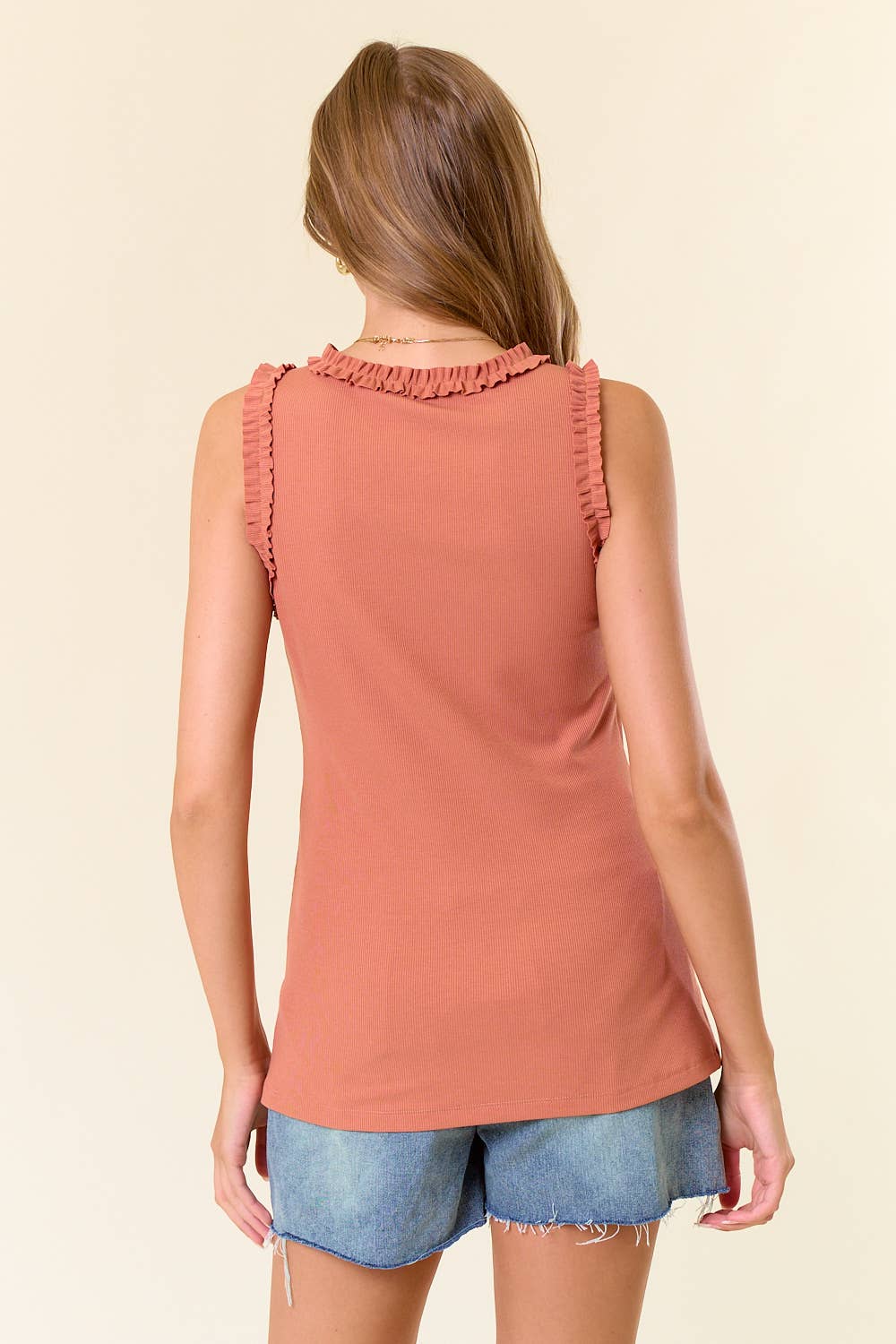 RUFFLE TRIM KNIT TANK