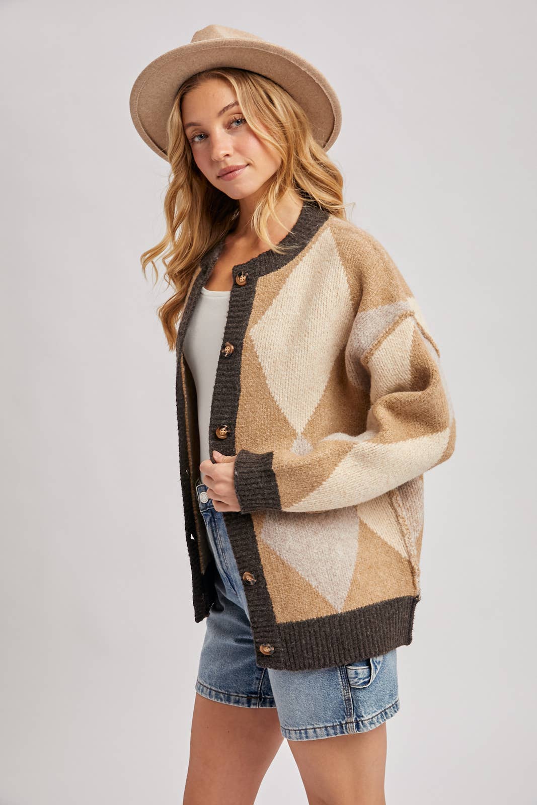 BUTTON DOWN ARGYLE KNIT SWEATER CARDIGAN