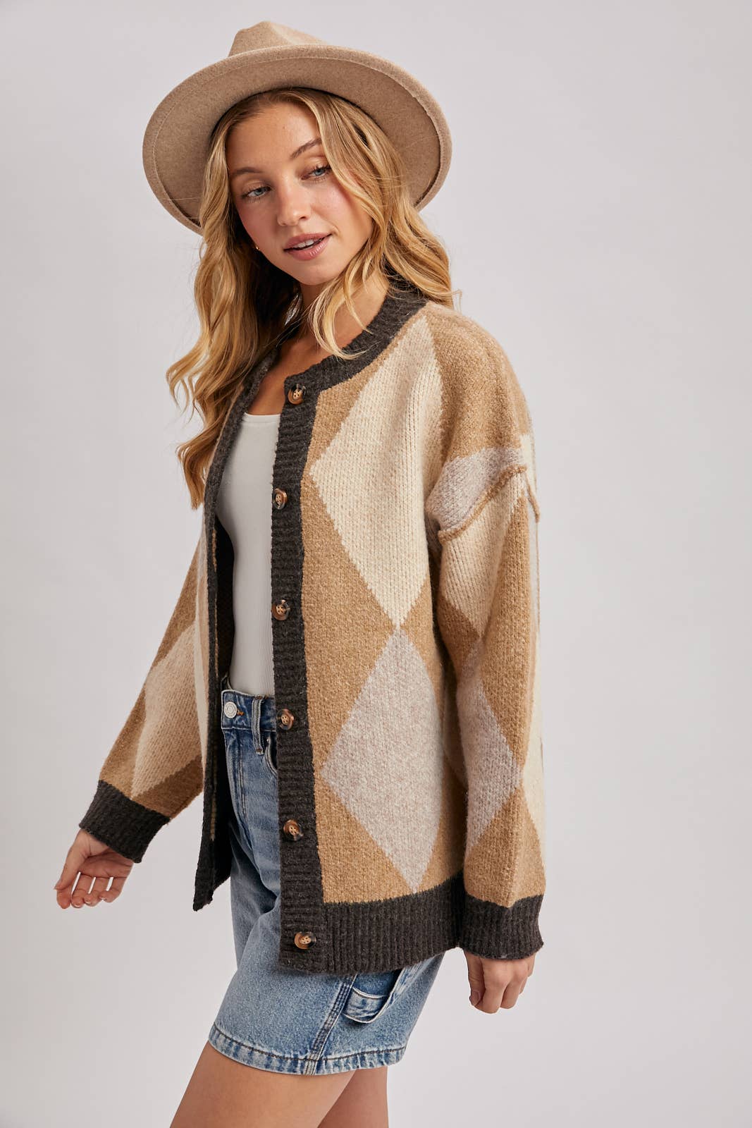 BUTTON DOWN ARGYLE KNIT SWEATER CARDIGAN