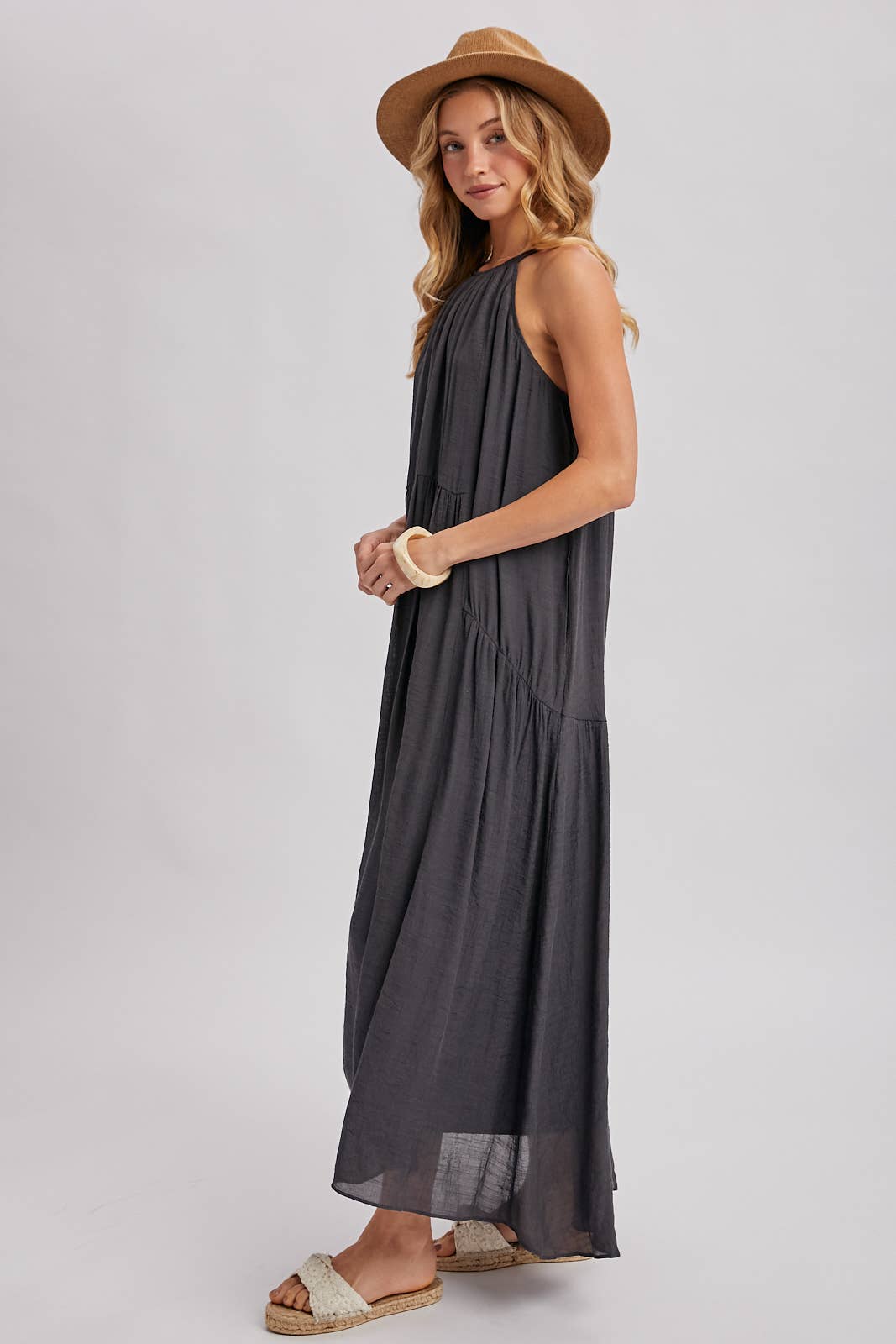 GATHERED HALTER NECK FLOWY MAXI DRESS