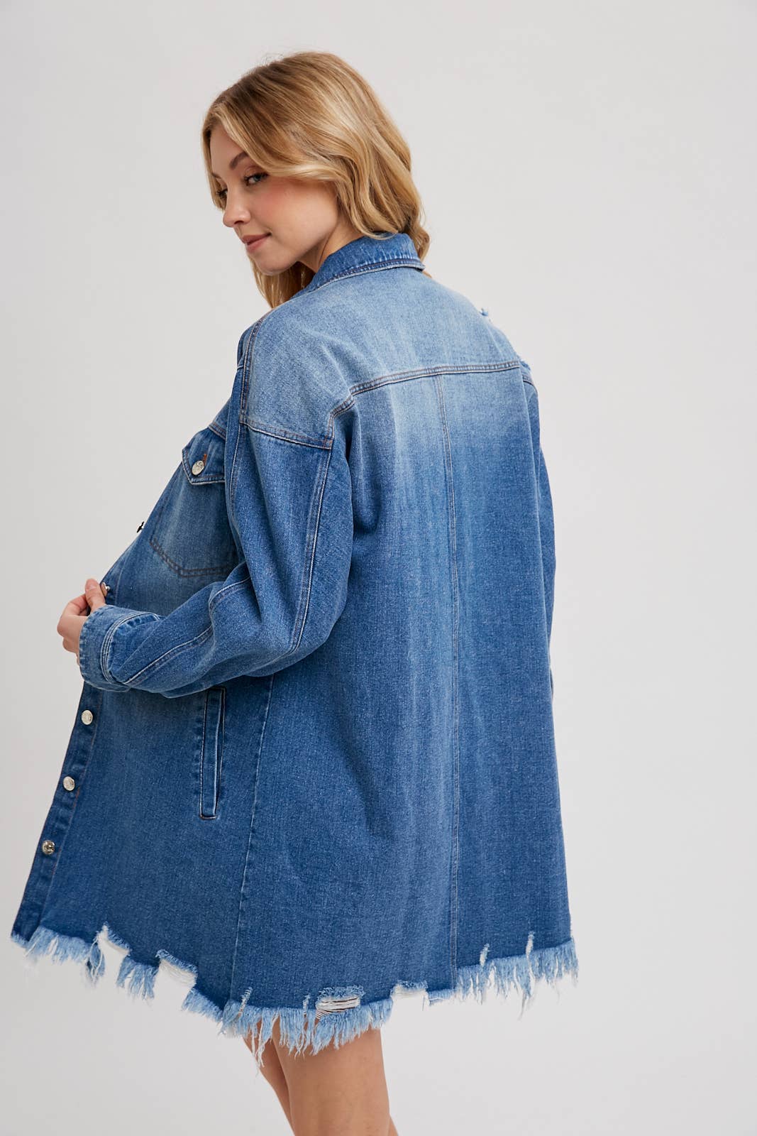 DISTRESSED FRAYED-TRIM DENIM SHIRT JACKET